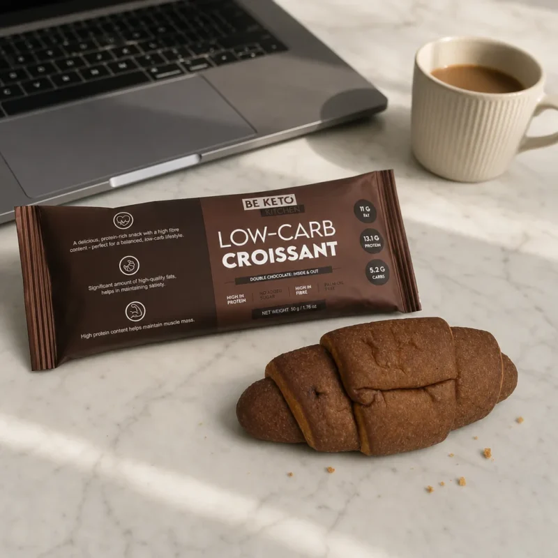 Niskowęglowodanowy Croissant Podwójna Czekolada 50g – Lifestyle 3 Niskowęglowodanowy Croissant Podwójna Czekolada 50g